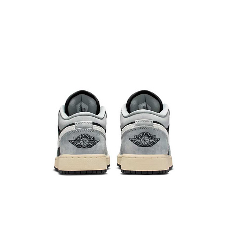 Кроссовки Air Jordan 1 Low SE (GS)