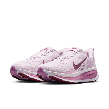 Кроссовки Nike Vomero 18