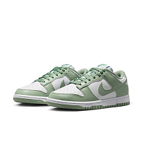 Кроссовки Nike Dunk Low