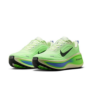 Кроссовки Nike Vomero Plus