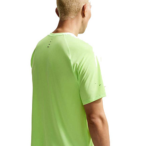 Футболка Nike Stride Dri-FIT ADV Short-Sleeve Running Top