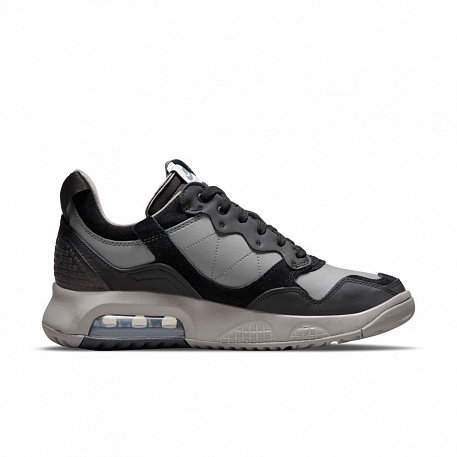 Кроссовки Jordan MA2