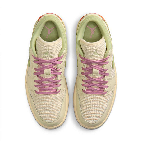 Кроссовки Air Jordan 1 Low SE