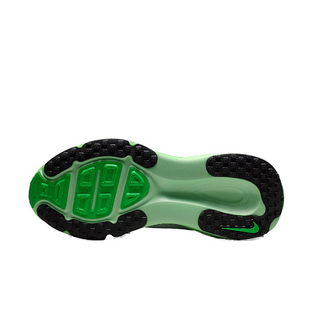 Кроссовки Nike Vomero 18