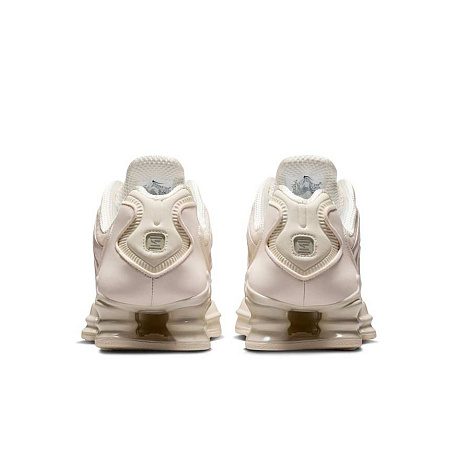 Кроссовки Nike Shox