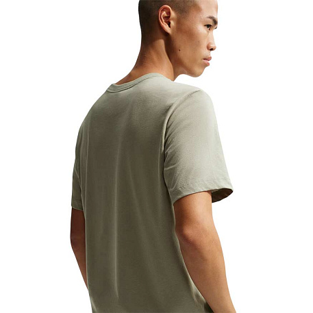 Футболка Nike Cafe Swoosh Mug Tee