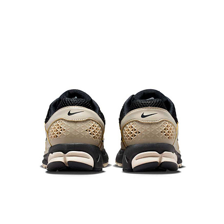 Кроссовки Nike Zoom Vomero 5