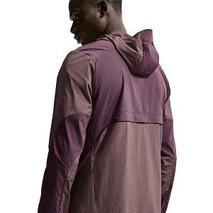 Ветровка Nike Stride Plus