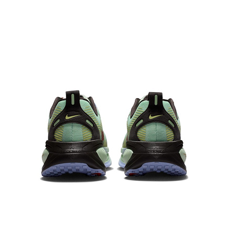 Кроссовки Nike Vomero 18 SE