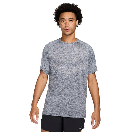 Футболка Nike Stride Dri-FIT ADV Short-Sleeve Running Top