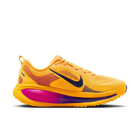 Кроссовки Nike Vomero 18