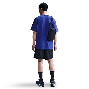 Футболка Nike Sportswear Premium Essentials