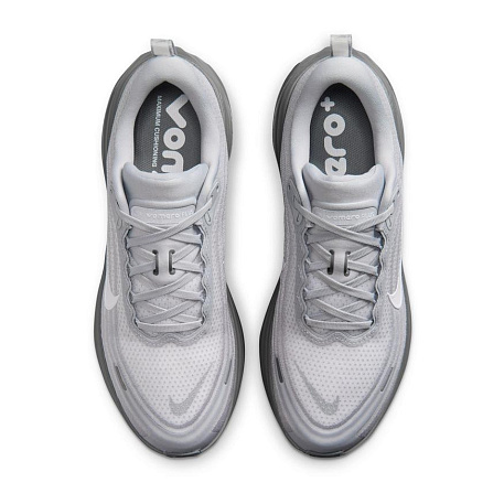 Кроссовки Nike Vomero Plus