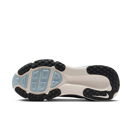 Кроссовки Nike Vomero 18