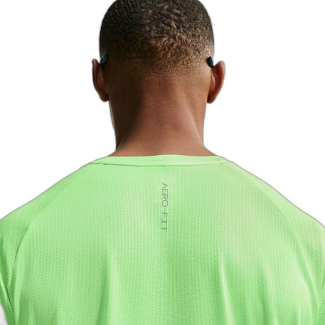 Футболка Nike Dri-FIT Stride Short Sleeve Top