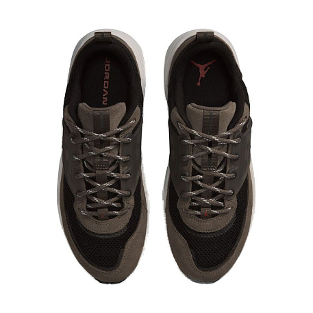 Кроссовки Jordan Trunner O/S