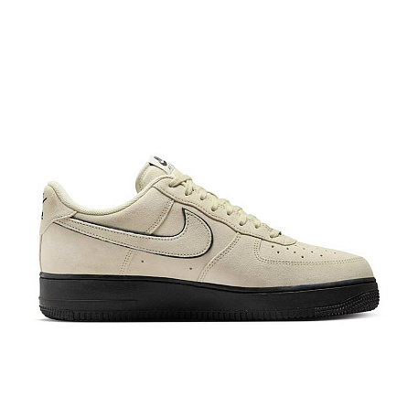 Кроссовки Nike Air Force 1 '07 LV8