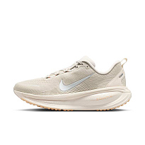 Кроссовки Nike Vomero 18