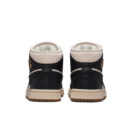 Кроссовки Air Jordan 1 Mid SE