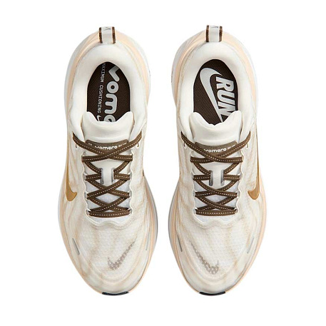 Кроссовки Nike Vomero Plus