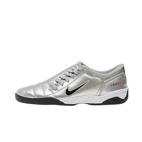 Кроссовки Nike Total 90 III