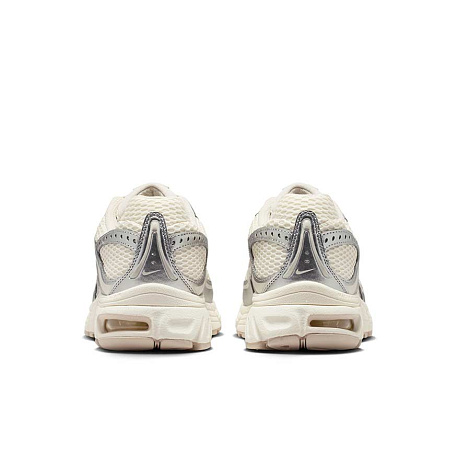 Кроссовки Nike Air Max Moto 2K