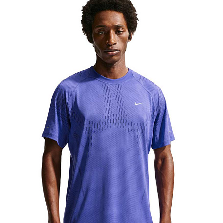 Футболка Nike Stride Plus