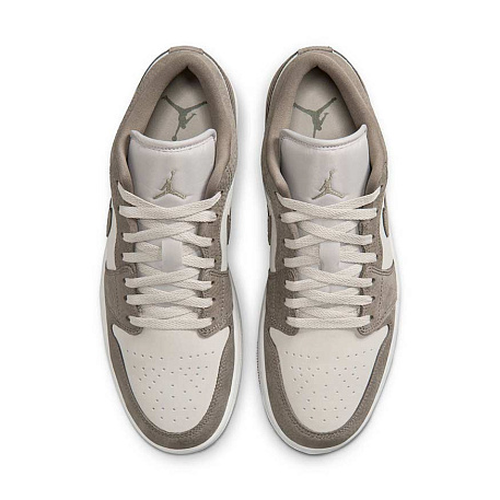 Кроссовки Air Jordan 1 Low