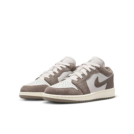 Кроссовки Air Jordan 1 Low (GS)
