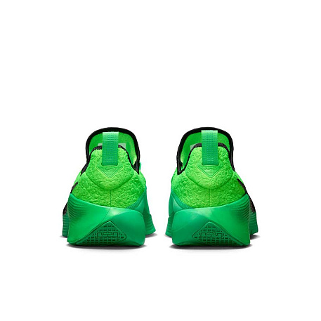 Кроссовки Nike LeBron TR 1