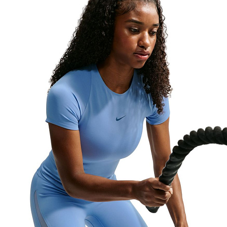 Футболка Nike Dri-FIT Universal Short Sleeve Top Mesh