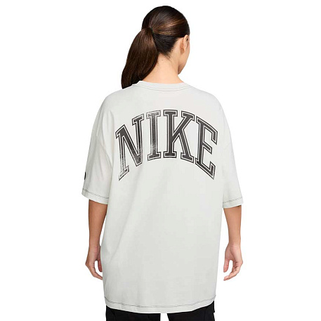 Футболка Nike Sportswear Graphic T-Shirt