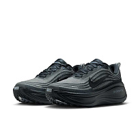 Кроссовки Nike Vomero Plus