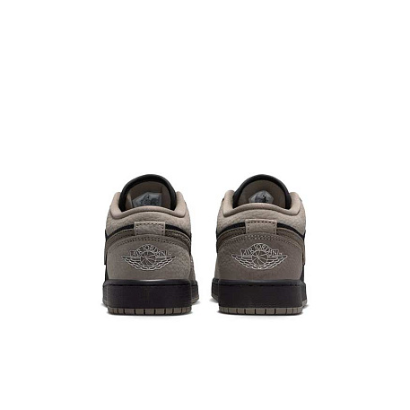 Кроссовки Air Jordan 1 Low SE (GS)
