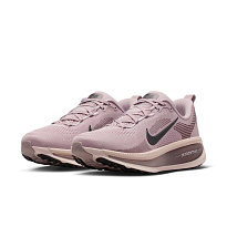 Кроссовки Nike Vomero 18