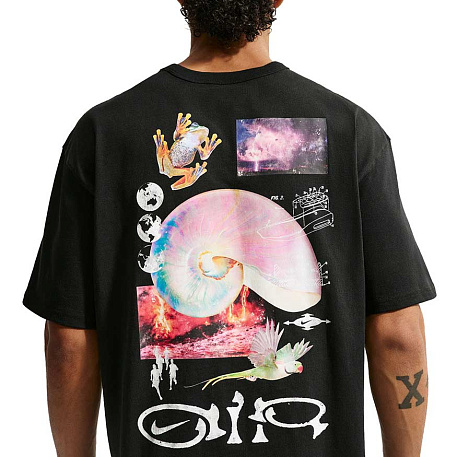 Футболка Nike Sportswear Premium Essentials