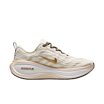 Кроссовки Nike Vomero Plus