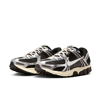 Кроссовки Nike Zoom Vomero 5