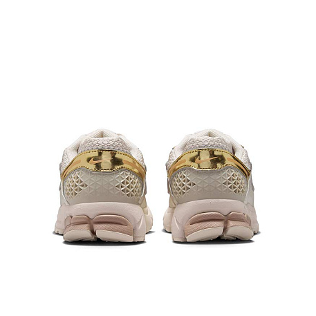 Кроссовки Nike Zoom Vomero 5 Chrome