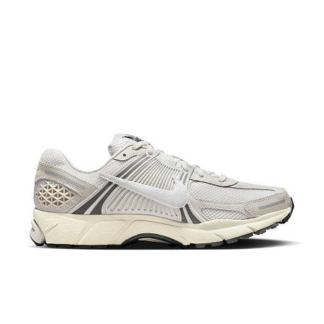 Кроссовки Nike Zoom Vomero 5