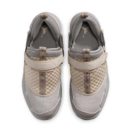 Кроссовки Jordan Trunner LX