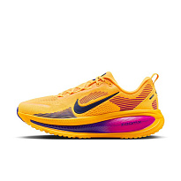 Кроссовки Nike Vomero 18