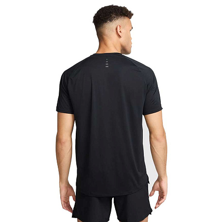 Футболка Nike Stride Dri-FIT ADV Short-Sleeve Running Top