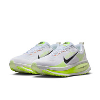 Кроссовки Nike Vomero 18