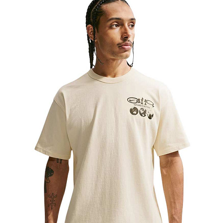 Футболка Nike Sportswear Premium Essentials
