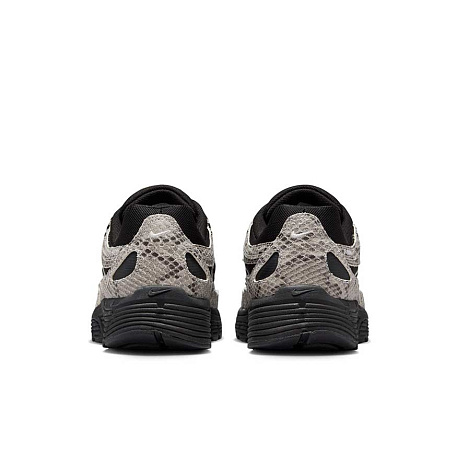 Кроссовки Nike P-6000 SE