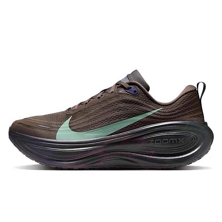Кроссовки Nike Vomero Plus