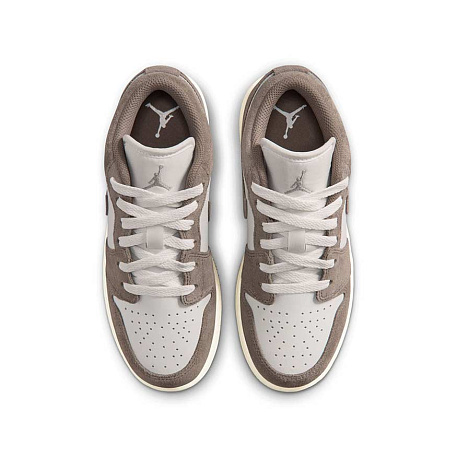 Кроссовки Air Jordan 1 Low (GS)