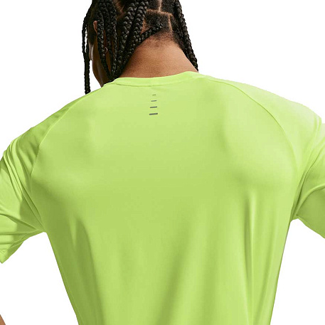 Футболка Nike Stride Dri-FIT ADV Short-Sleeve Running Top