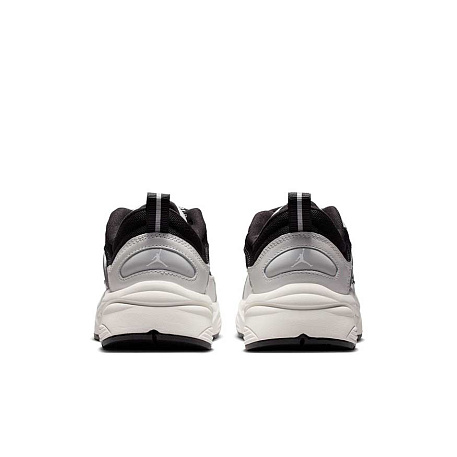 Кроссовки Jordan Trunner O/S